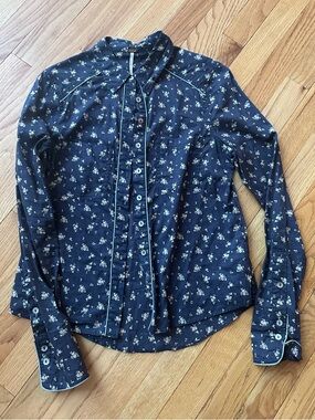 Free People Navy Floral Button-Up Shirt with Blue Piping Detail 100% Cotton